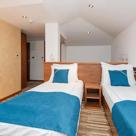Bistrik Center Hotel