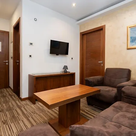 Bistrik Center Hotel
