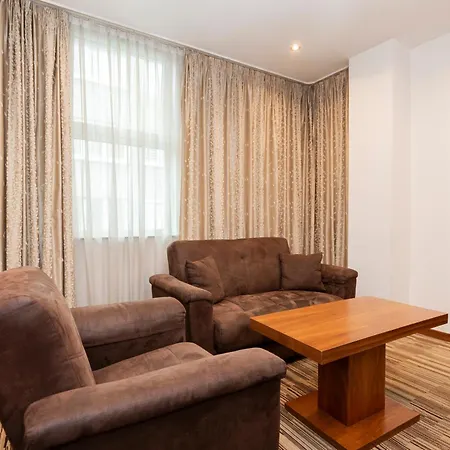 Bistrik Center Hotel